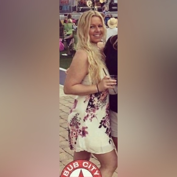 ⭐️SAVED BY THE DRESS CREAM FLORAL TANK SHORT DRESS SZ MED WARN ONCE - Picture 7 of 14